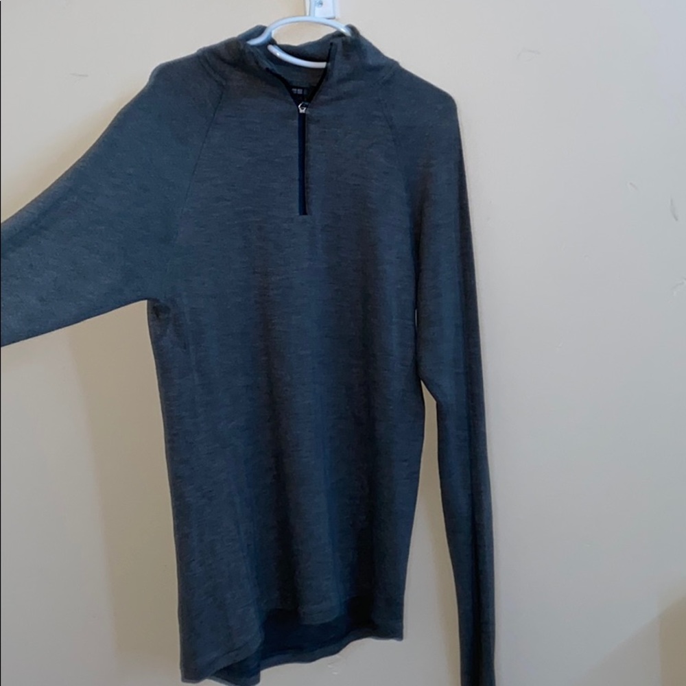 Athletic quarter zip